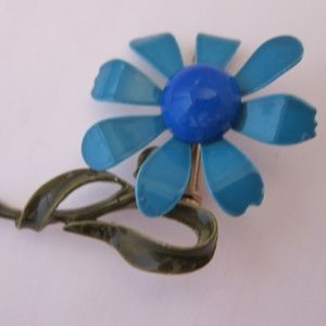 Vintage Flower Brooch